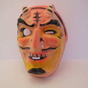 Vintage Plastic Halloween Devil Face Mask (Hong Kong) 1970