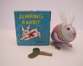 Vintage Wind Up Tin Toy Jumping Rabbit (China) MS 083