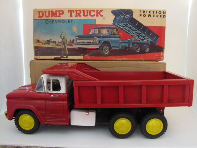 Chevrolet Dump Truck image 1