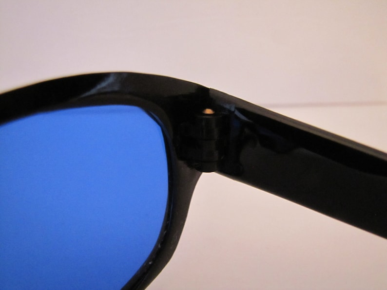 31211ATABBL Italy Vintage 1960 Sunhawk Style Sunglasses