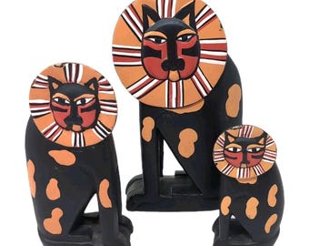 VTG 60s 70s Hand Painted Wood Lion Figurines Set of 3 Folk Art Lion Family
