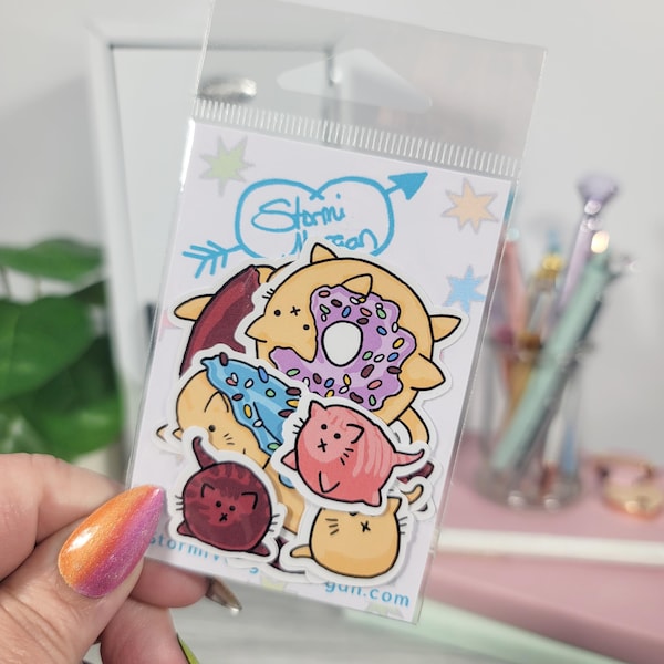 Donut Shaped Cat Stickers for Planners, Letters, Notes and Scrapbooking