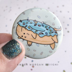 Donut Cat Button, Cute Cat Pin, Donut Pinback, Cute Cat Cute Food, Accessory, Funny Button, Donut Cats, Cat Pin, Wearable Art, Kawaii