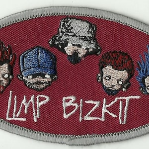 LIMP BIZKIT cartoon heads VINTAGE 1999 oval embroidered iron on patch - very rare - mint condition brand new - official licensed merchandise