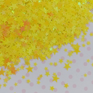 Kawaii Pastell schillernd gelb gemischte Größe Stern Glitter Harz liefert Nagel Art Decoden Schleim Glitter - 5 Gramm