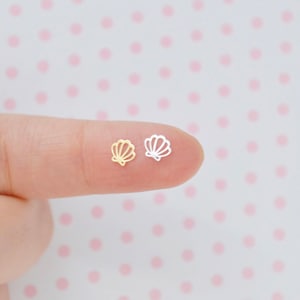 5mm Kawaii Tiny Metallic Gold or Silver Mermaid Seashell Metal Glitter Nail Art Resin Supplies Decoden - set of 50