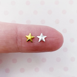 4mm Tiny Gold or Silver Star Flatback Decoden Cabochons Jewelry Charms Nail Charms - set of 100