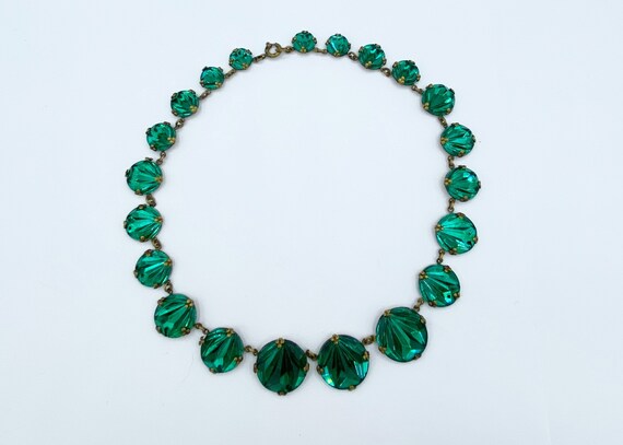 Art Deco Green Vauxhall Glass Graduated Necklace … - image 4