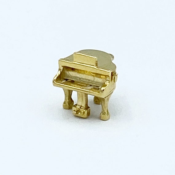 Estate 3-D Baby Grand Piano Charm Opens1/2 x 1/2 "