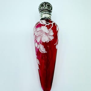 Thomas Webb Glass Perfume Bottle - Etsy Sweden