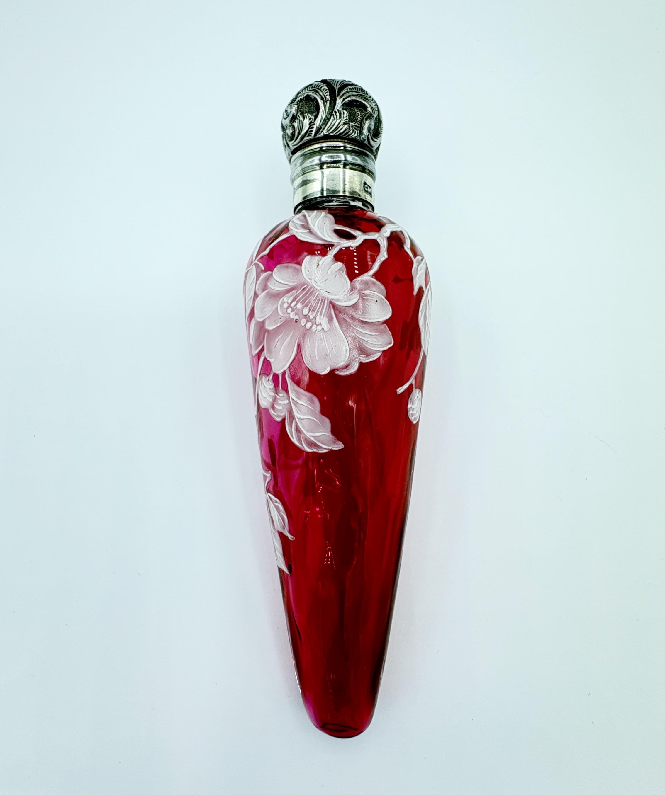 Thomas Webb Glass Perfume Bottle - Etsy Sweden