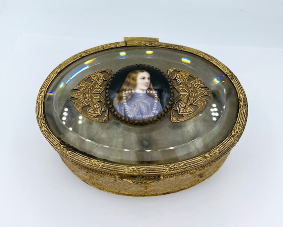Antique French Footed Ormolu Jewelry Box Portrait… - image 10