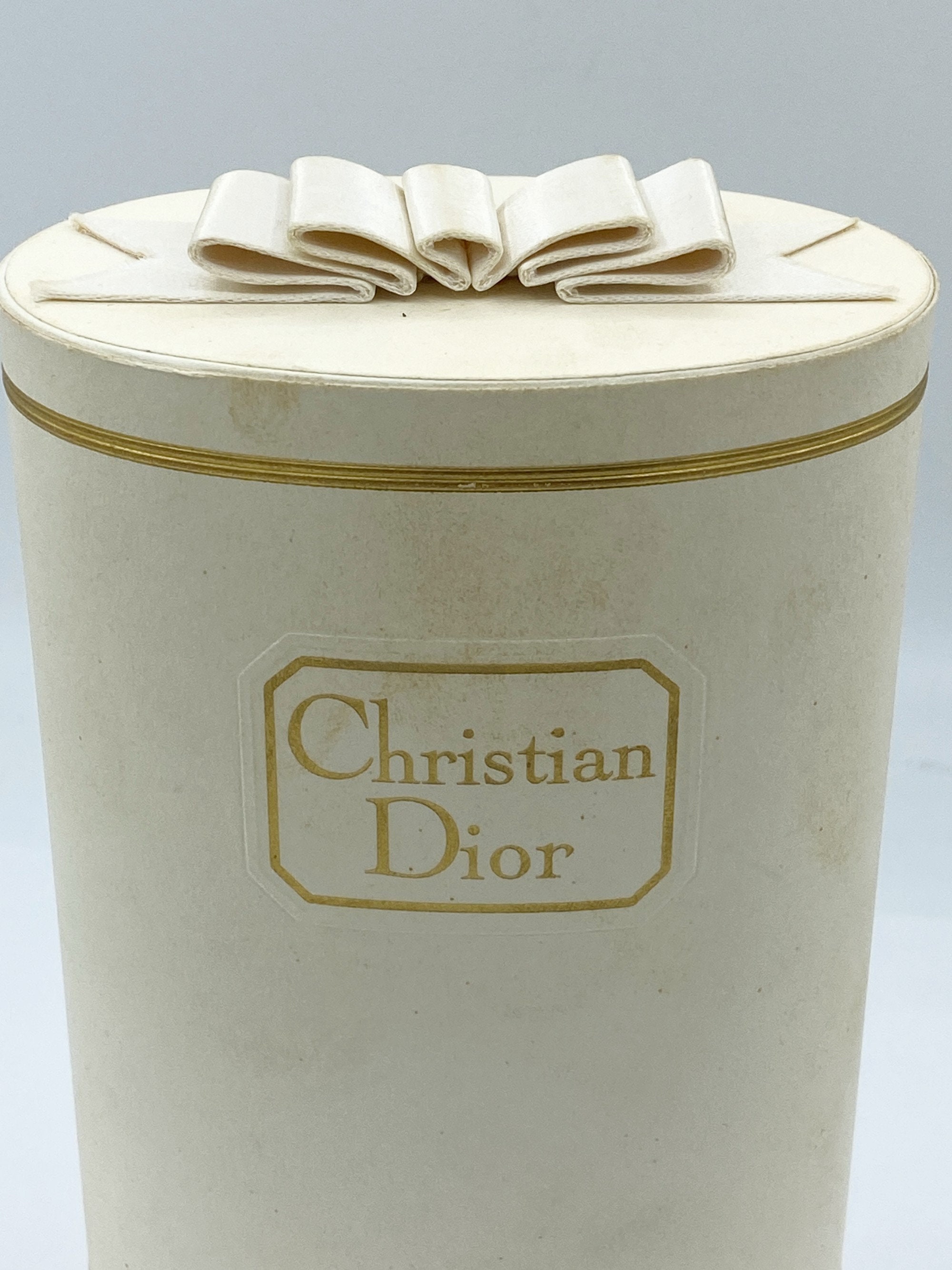 ☆超希少☆クリスチャンディオール Miss Dior バカラボトル 希少なミス ディオール バカラ 香水瓶 プレゼンテーション ボックス