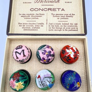 Cofanetto di 6 profumi solidi vintage Molinard Concrete in bachelite degli anni '30.