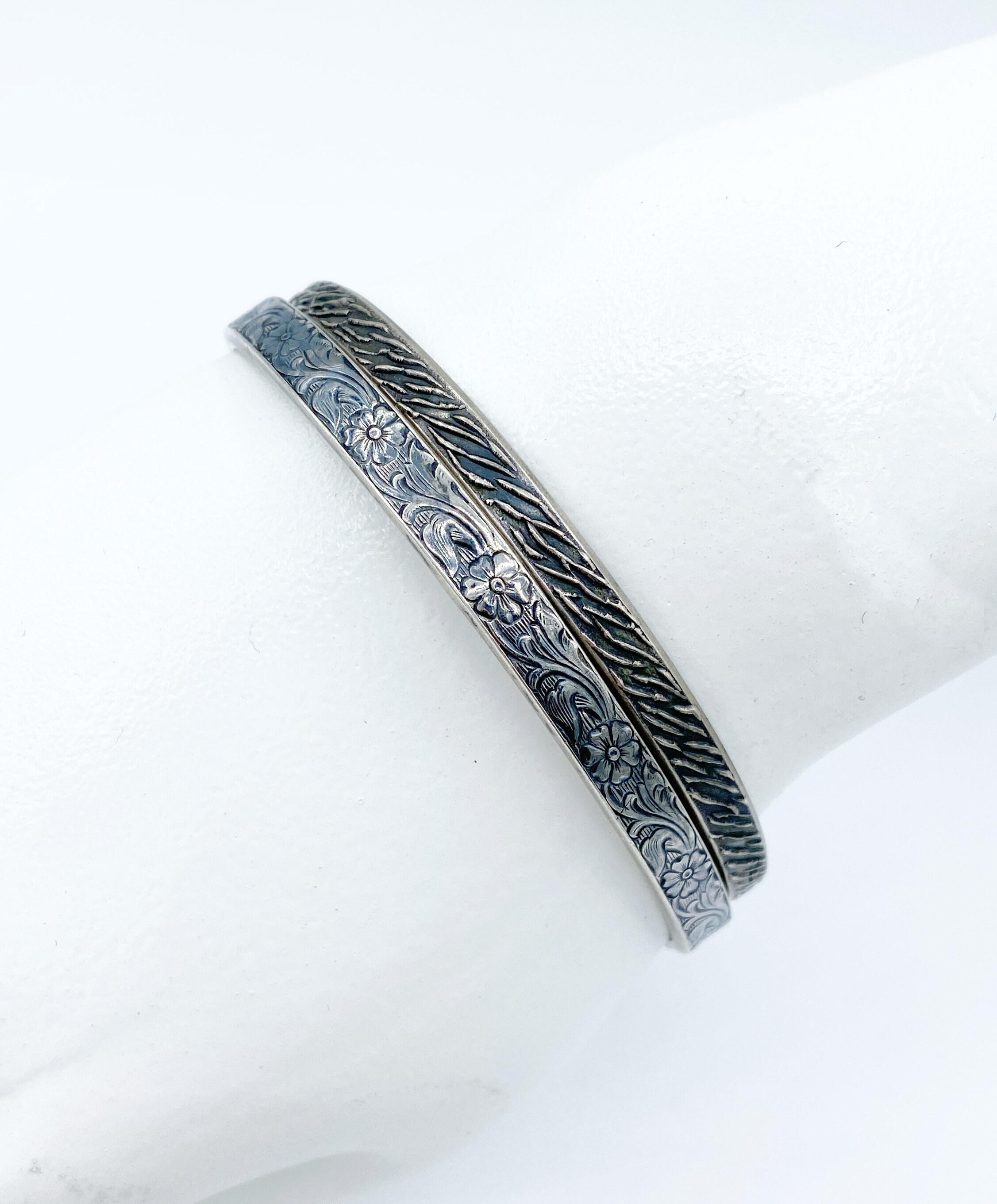 OLD   BANGLE ブレスレット シルバー 2 Pc Vintage Sterling Silver Bangle Bracelet Lot Floral & Textured