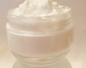 Manteca corporal de cereza y almendra ~ Deliciosas cerezas y almendras dulces y suaves, totalmente natural, con aloe vera, manteca de karité y aceite de coco.