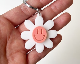 Daisy Smiley Face Mini Llavero, Retro Smiley Flower Keychain, Lindos Llaveros, Llaveros para Mujeres, Llaveros wristlet, Llavero Acrílico