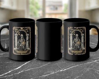 Taza de Tarot Esqueleto Gótico: La Suma Sacerdotisa, Taza de Café Oculta