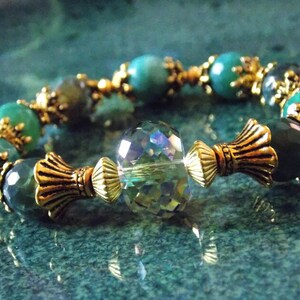 Green Agate, Antique Gold Plated, Glass Faceted Elegant Stretch Beaded Gemstone Bracelet