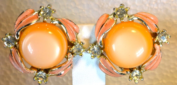 Vintage Peach Moonglow Rhinestone Button Clip on … - image 5