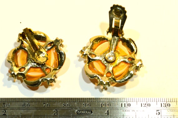 Vintage Peach Moonglow Rhinestone Button Clip on … - image 4