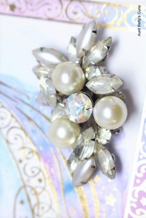 Vintage Silver Rhinestone Pearl Brooch Pin Judy Le