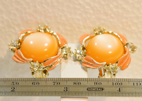 Vintage Peach Moonglow Rhinestone Button Clip on … - image 3