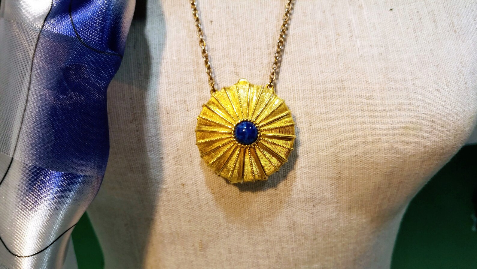 Vintage Estee Lauder Perfume Pendant Locket Estee Lauder Etsy