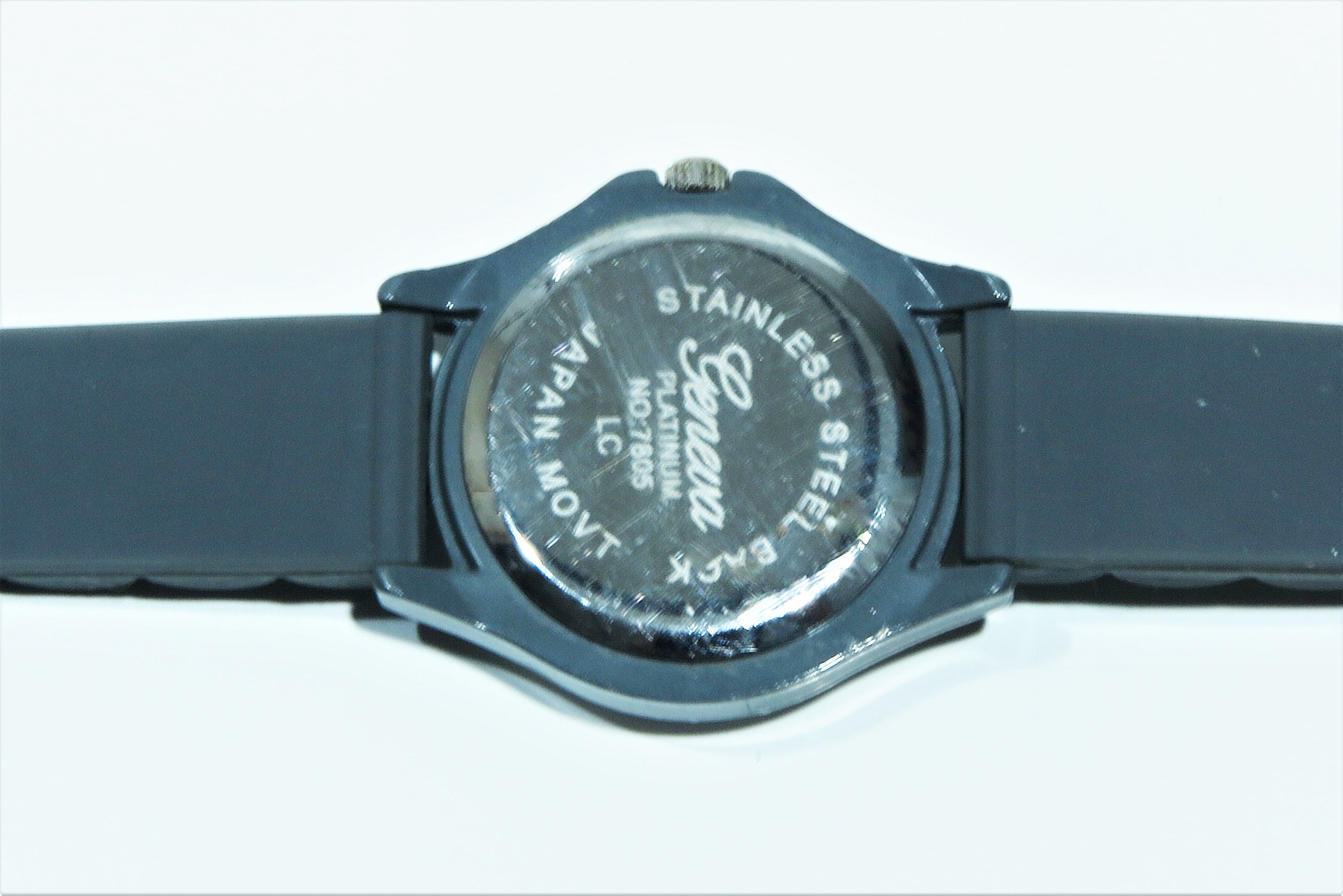 Stainless steel shop back geneva platinum