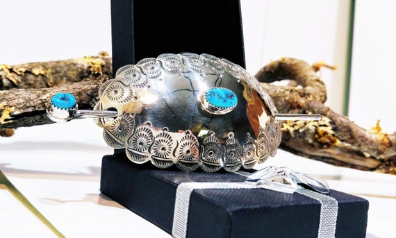 Fantastic Vintage Native American Navajo Kingman Turquoise Sterling Silver Hair Pin Fantastic Vintage Native American Navajo Kingman Turquoise Sterling Silver Hair Pin