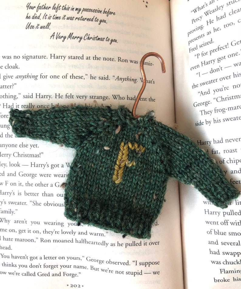 Mrs. Weasley Tiny Knitted Christmas Sweater. Harry Ron Fred | Etsy