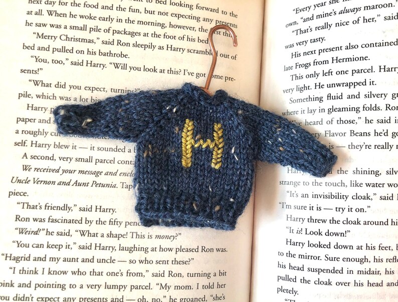 Mrs. Weasley Tiny Knitted Christmas Sweater. Harry Ron Fred | Etsy