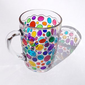 Cadeau de tasse en verre à pois arc-en-ciel, tasse de café à pois colorée peinte à la main