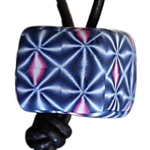 Cute leather Keyring geometry gradient
