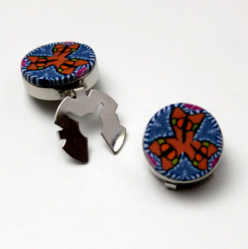 Button covers cufflinks African