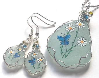 DAISY and blue butterfly hand painted sea glass necklace and earring set - wire wrapping and Swarovski crystals