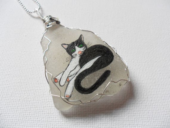Silver tone kitty cat pendant with embedded authentic sea glass mosaic