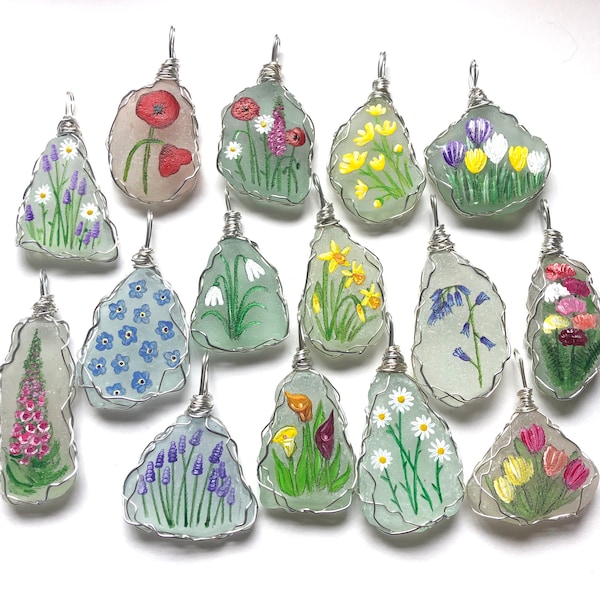 Seeglas Blumen Halsketten - von Hand bemalt und Draht gewickelt, um zu bestellen - miniatur acryl kunst