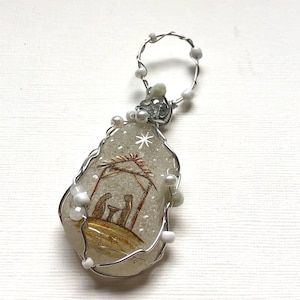 Christmas manger scene - Hand painted sea glass Christmas tree decoration with beads and wire