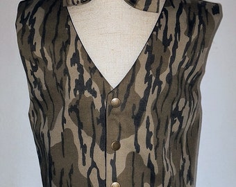 2 pc Men and Boys vest & bow tie set. with black backs. Great for weddings and proms or every day wear.