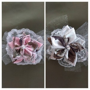 Pink and white camo & lace country cuties hair clips!. Ready to Ship ! 5x5