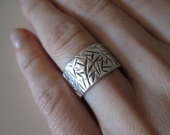 925 Sterling Silver Vintage Carved Thick Band Ring, Size 6