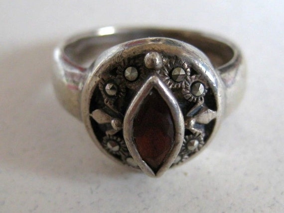 Sterling 925 vintage ring with Ruby and Marcasite… - image 2