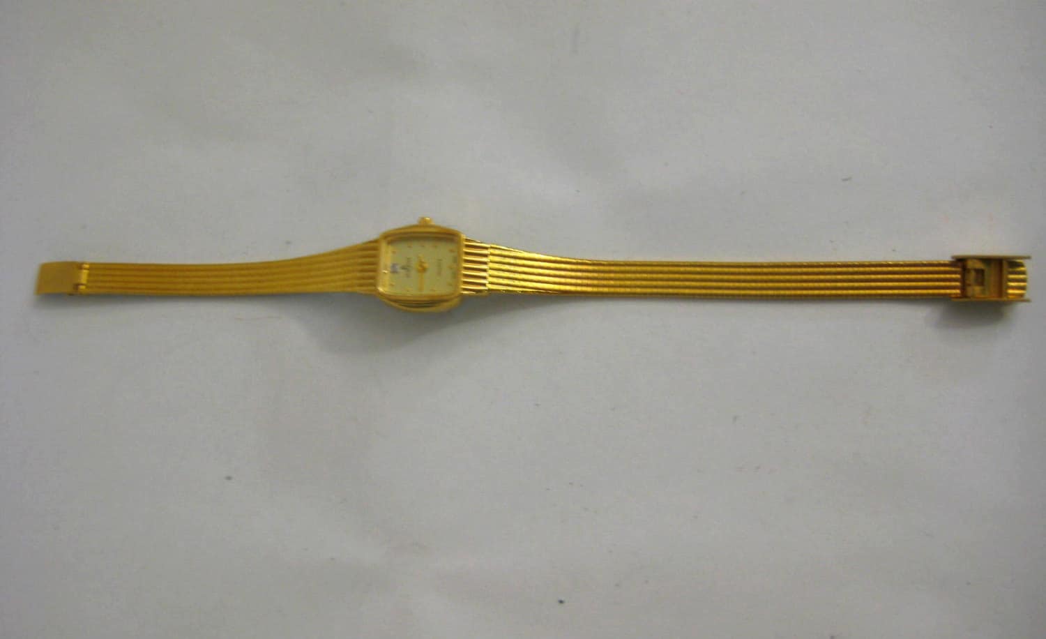 Berenger Quartz Diamond Lady