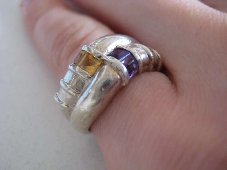 Amethyst Vintage Sterling silver ring great condition! size 6