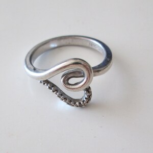 SUN Sterling silver Vintage Twisted Heart ring with stones, size 7