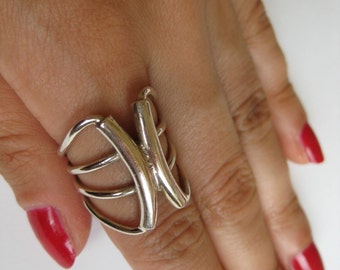 925 Sterling Silver Vintage Graphic shape Artist Ring, size 7.5