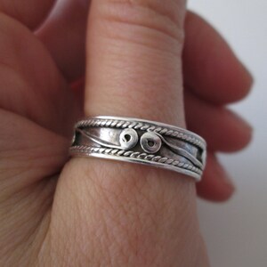 925 Sterling Silver Vintage carved band Ring, size 12.5