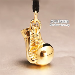 Boxing Glove Pendant in Solid 18k Gold/Fighting Glove Pendant/Boxing Enthusiasts Jewelry/Custom Fine Jewelry/Personalization Design