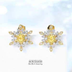 Yellow Diamond Snowflake Stud Earrings in Solid 18k Gold/Custom Fine Jewelry/Personalization Design/Gift for Women and Girls